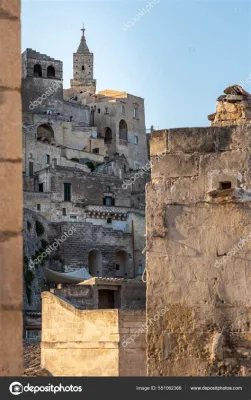  As Maravilhas Subterrâneas de Matera: Descubra a Magia das Sassi!